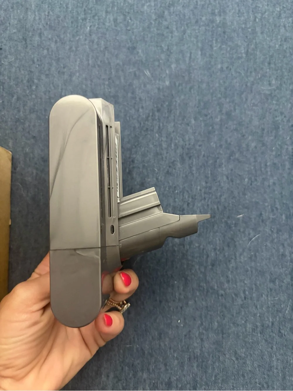 Dyson rechargeable battery pack